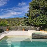 Venta de Excelente Propiedad con Pileta y Vista en Rio Ceballos.