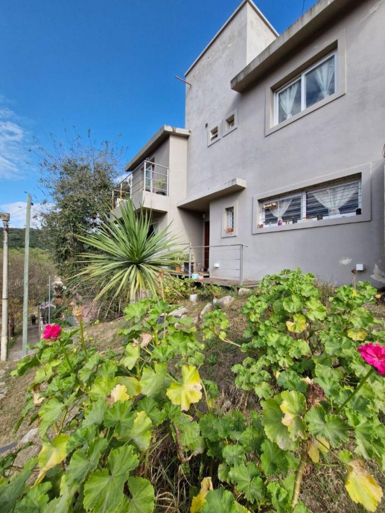 Casa Familiar y Moderna en Venta Rio Ceballos Apta Credito Casa Familiar y Moderna en Venta Rio Ceballos Apta Credito